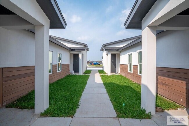 Foto del edificio - 3604 Hidalgo Cir