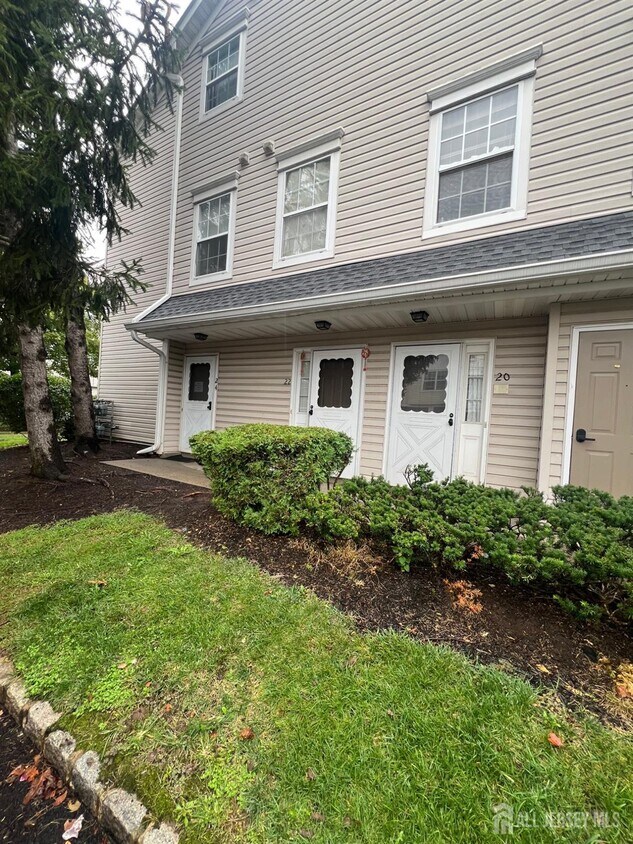 Primary Photo - 24 Prestwick Way