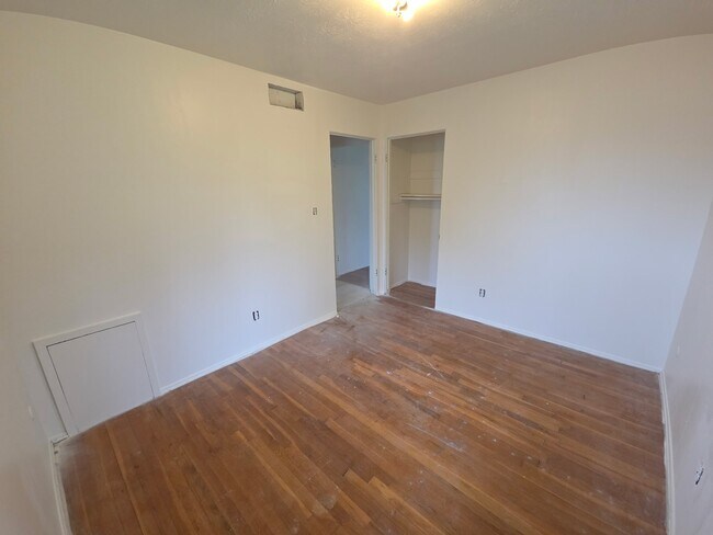 Foto del edificio - 1633 Garman Rd
