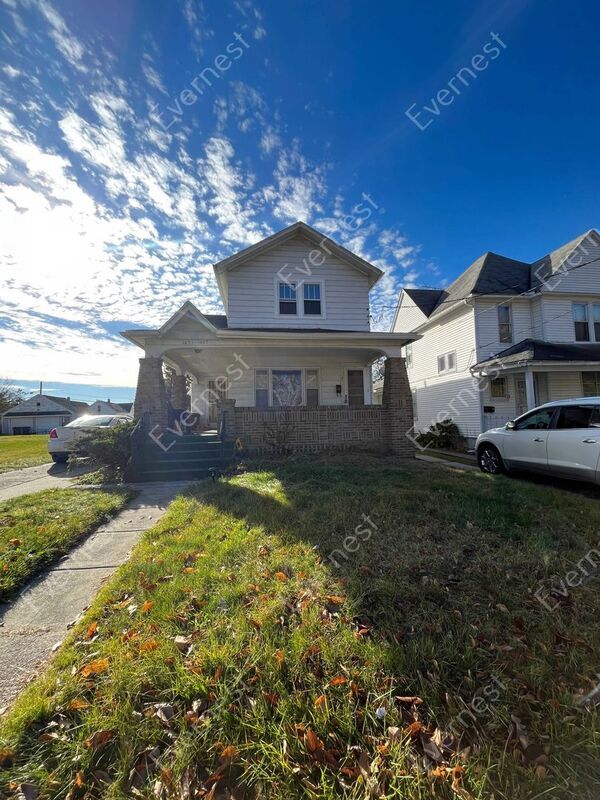 Primary Photo - 1433 Indiana Ave