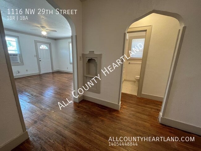 Foto del edificio - 1116 NW 29th St