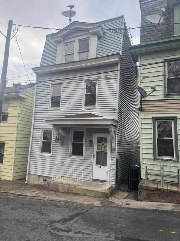 14 N 11th St, Pottsville, PA 17901 House Rental in Pottsville, PA
