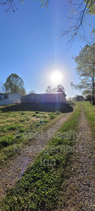 Primary Photo - 2802 New Blockhouse Rd