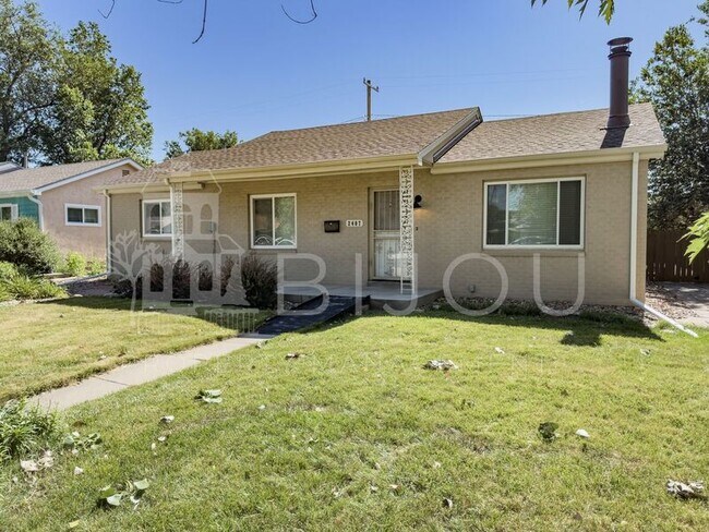 Building Photo - 2407 N Meade Ave
