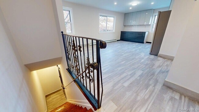 Foto del edificio - 24-40 86th Street Unit 2F