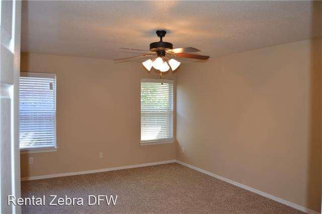 Building Photo - 4 br, 2.5 bath House - 1513 Creekstone Court