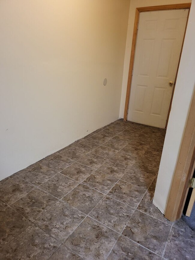 Foto del edificio - 1212 E 16th St