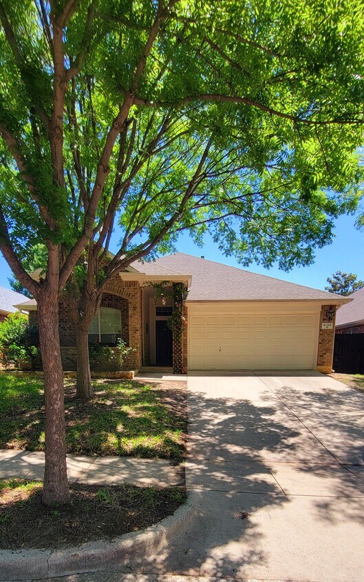 Foto principal - 9108 Brinson Dr