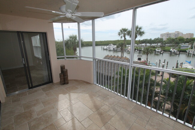 Building Photo - **BAY VIEW**2/2 ANNUAL**REMODELED $1,695**