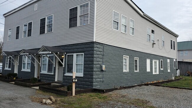 Building Photo - Mink Place Apartments