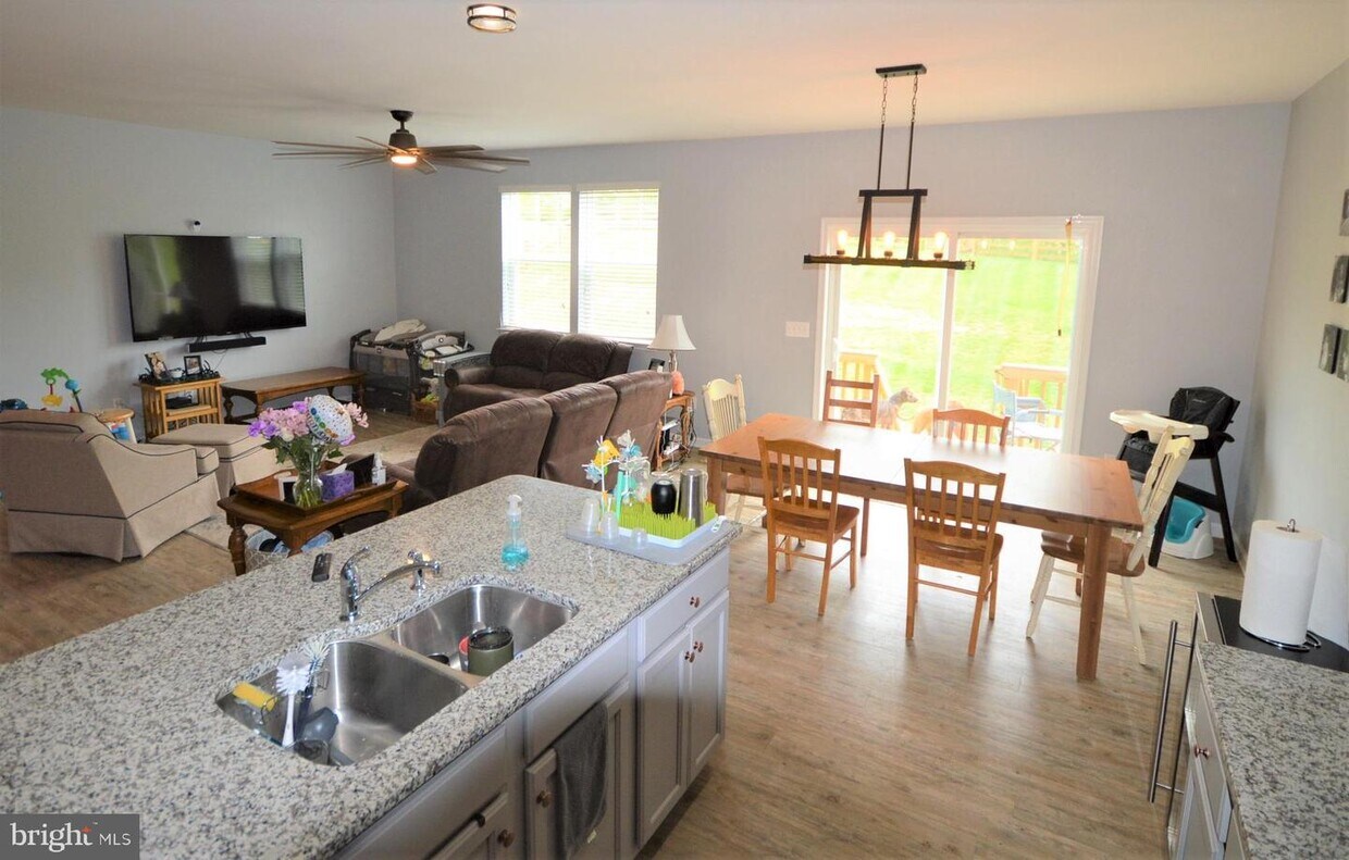 55 Divot Ct, Front Royal, VA 22630 House Rental in Front Royal, VA