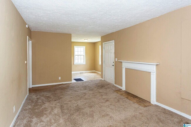 Foto del edificio - 340 McPherson Ave