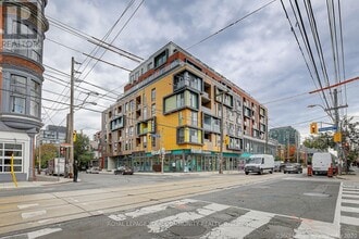 Building Photo - 106-106 Dovercourt Rd
