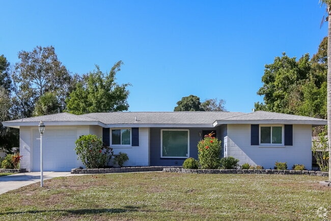 Building Photo - 1516 W Neponsit Dr