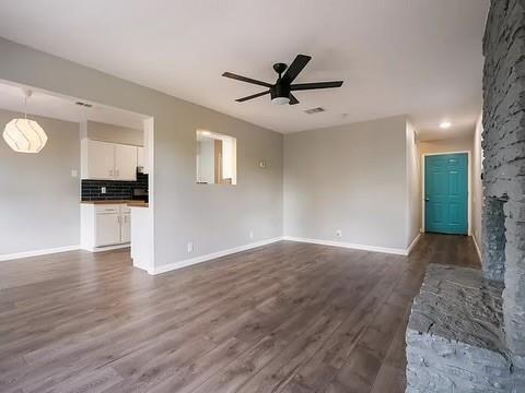 Foto del edificio - 411 Parkhill Cove