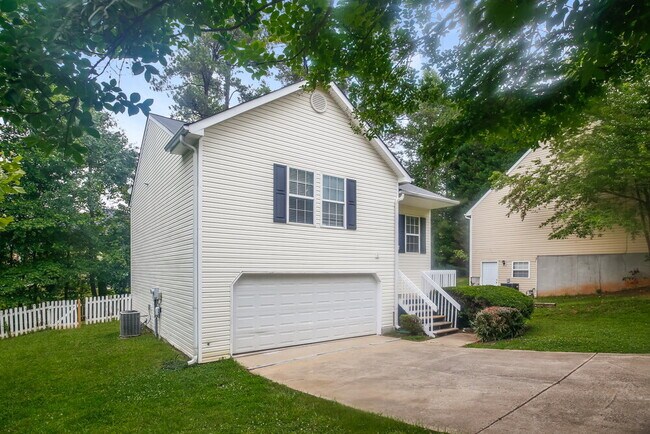 Foto del edificio - 5328 Brickleberry Way