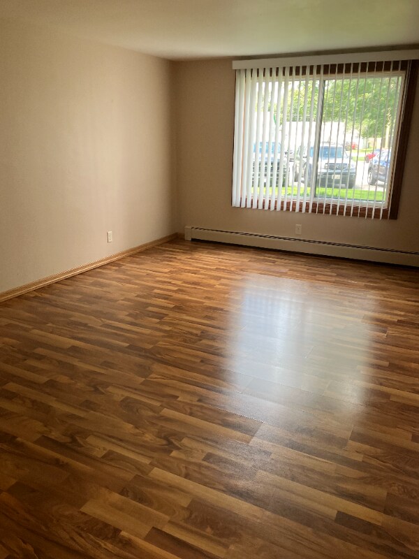 Building Photo - 1413 S Norwood Ave