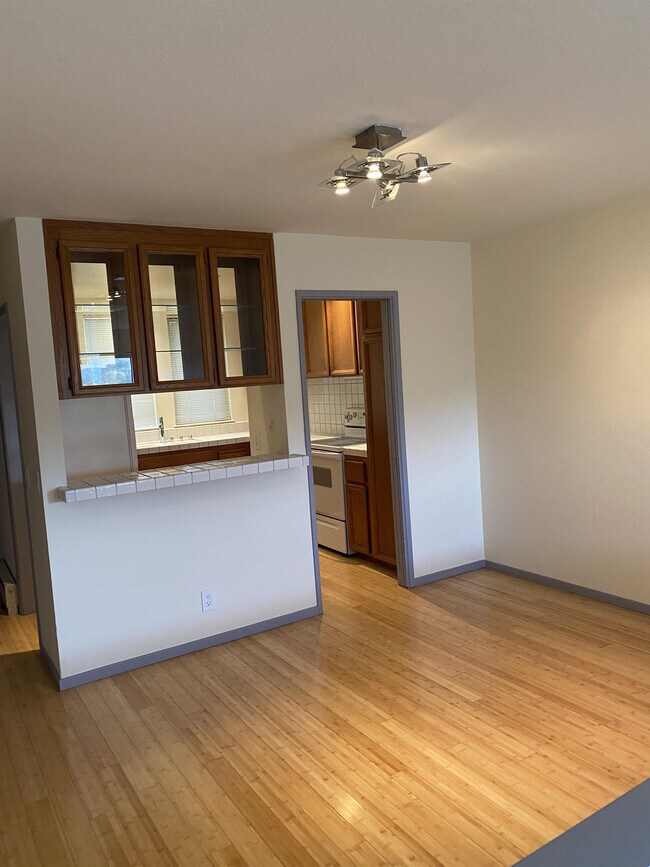 Building Photo - 260 Bay Vista Cir