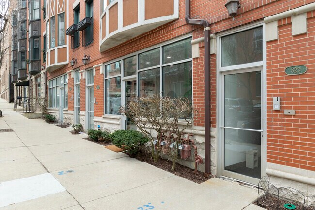 Building Photo - River West Condos