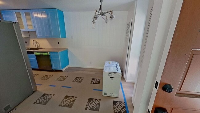 Building Photo - Amazing One Bedroom/ One Bath La Goleta Condo