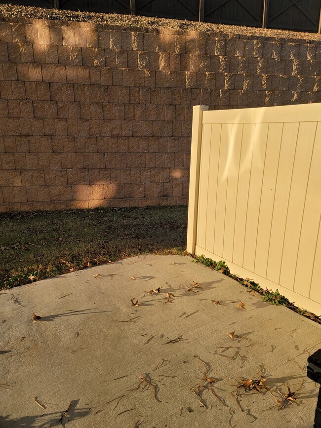 Foto del edificio - 2589 Irwell Way