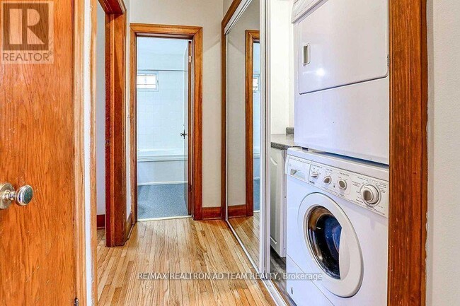 Photo du bâtiment - 114 Arlington Ave