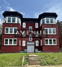 Building Photo - 5931 Maple Ave