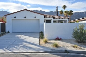 Building Photo - 52795 Avenida Navarro