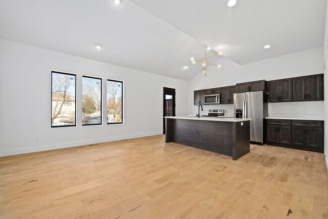 Building Photo - Lot 174