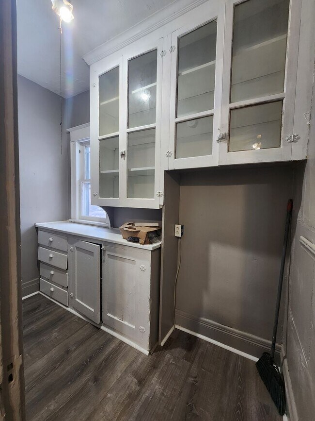 Foto del edificio - 4 Bedroom Single Family Home!