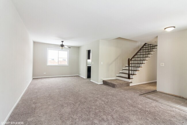 Building Photo - 1132 Bramble Ct