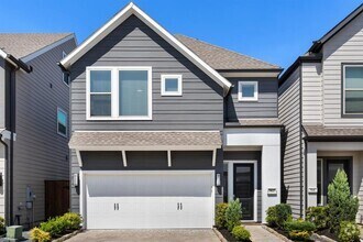 Building Photo - 962 Ford Pines Ln