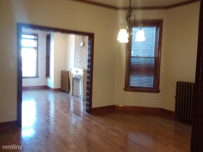 Building Photo - 2 br, 2 bath Apartment - 4752 N Ashland Ave