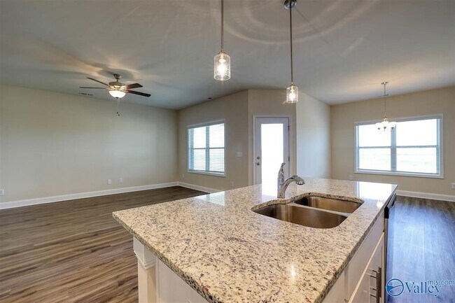 Foto del edificio - 12934 Tallulah Dr