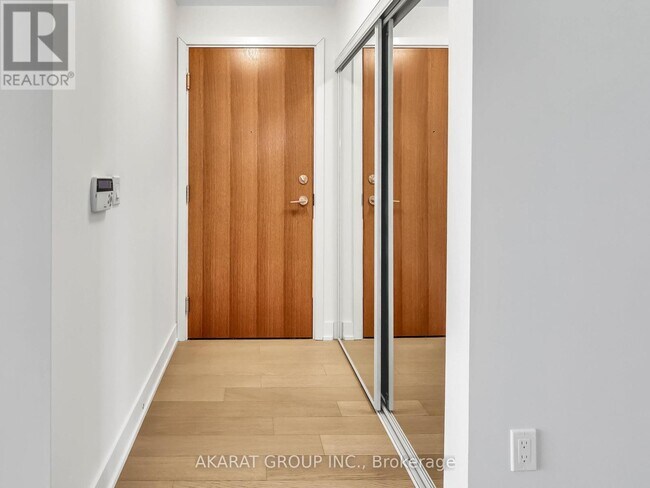 Building Photo - 20 Shore Breeze Dr