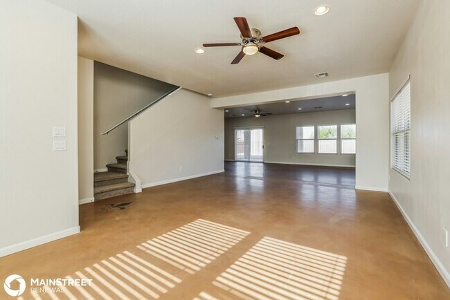 Building Photo - 13439 E Hampden Green Way