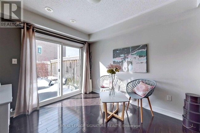 Building Photo - 26 Betterton Cres