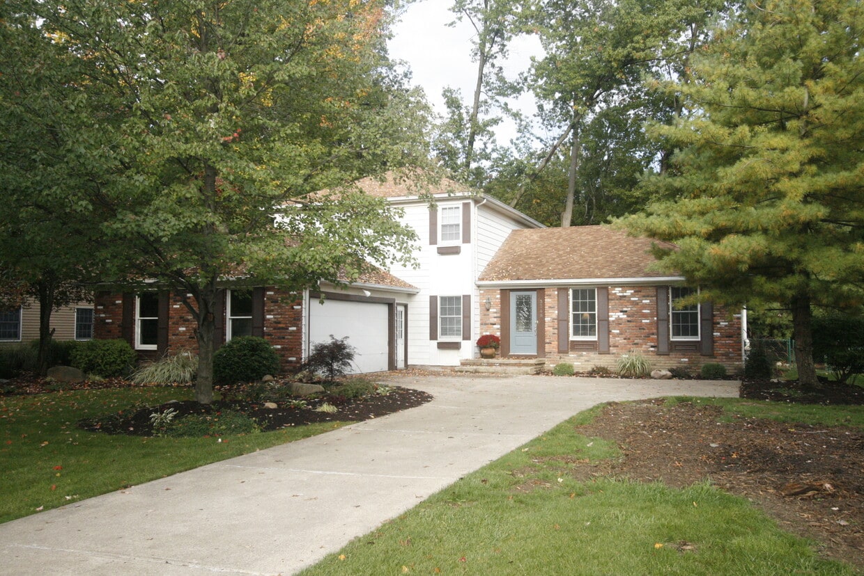 3348 Balsam Dr, Westlake, OH 44145 House Rental in Westlake, OH