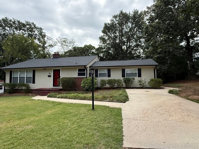 Building Photo - 18 Waters Ave