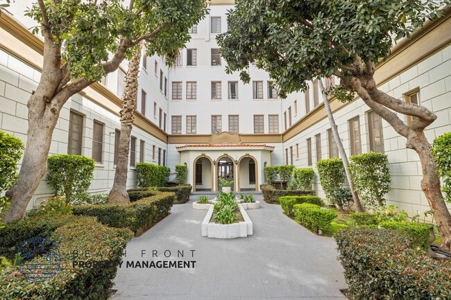 Building Photo - 418 S. Normandie Ave.