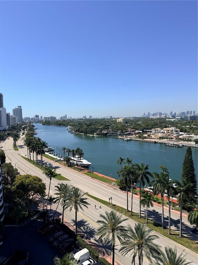 Building Photo - 5161 Collins Ave