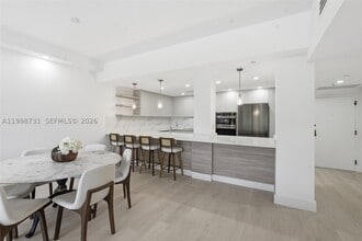 Building Photo - 251 Crandon Blvd
