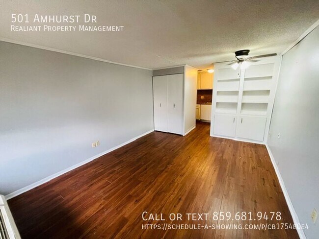 Building Photo - 501 Amhurst Dr