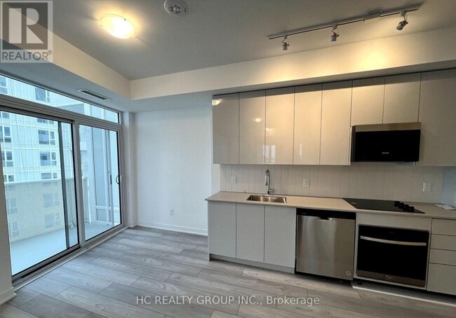 Building Photo - 498 Caldari Rd