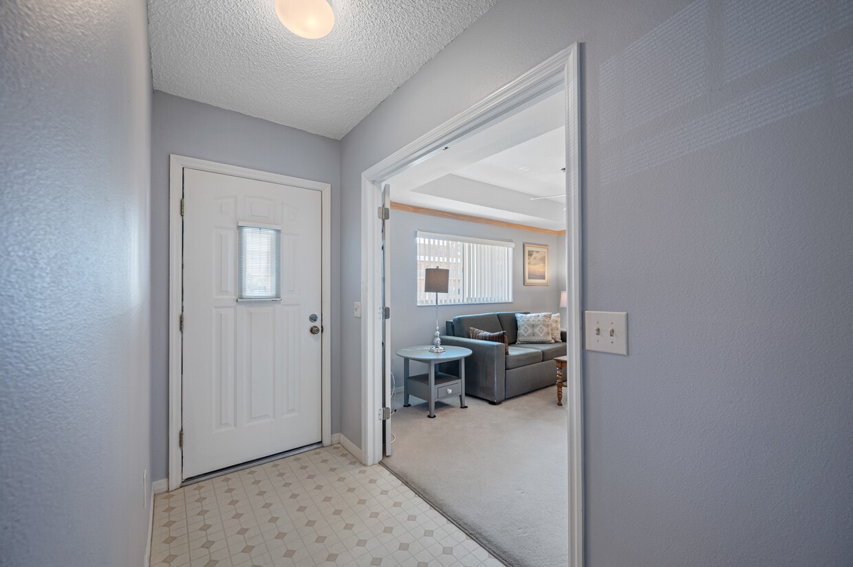 2210 Utopian Dr E Unit 216, Clearwater, FL 33763 Condo for Rent in Clearwater, FL