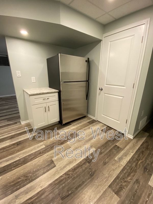 Building Photo - 545 Hollydell Rd