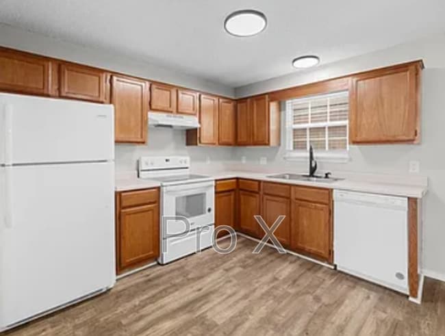 Foto del edificio - 3301 SW Victoria Pl