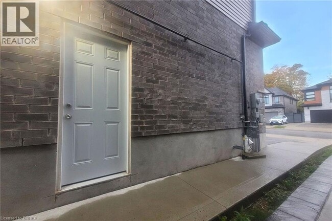 Building Photo - 22 Ian Ormston Dr