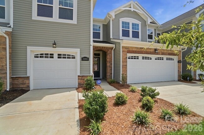 Building Photo - 14862 Tamarack Drive