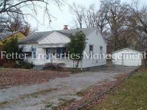 Building Photo - 1655 S Weinbach Ave